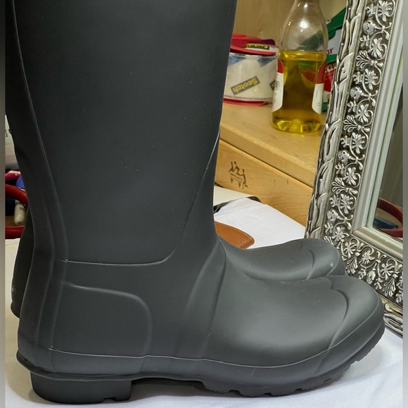 Hunter Black Original Tall Rain Boots 8 - Picture 14 of 14